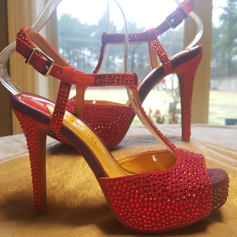 Like new Gianni Bini Evening heel Size 6.5 M